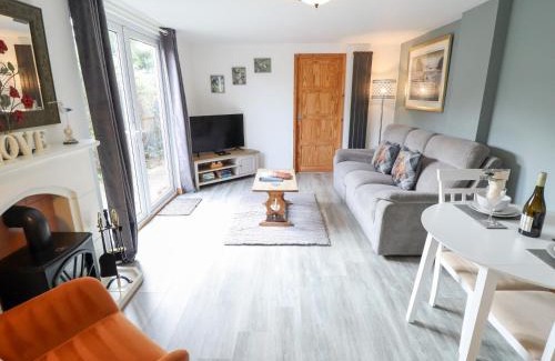 Alford House | Angel's Retreat