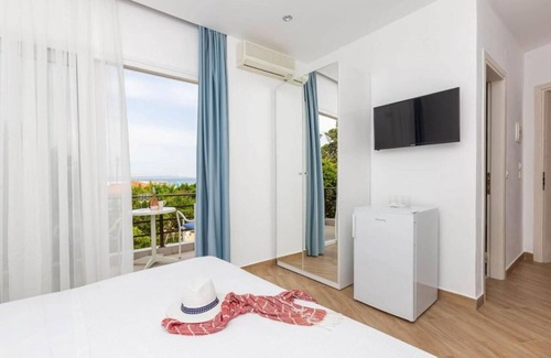 Ormos Panagias Hotel | Angelina Hotel