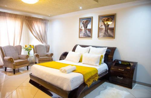 Emalahleni House | ANGELOCEAN GUEST HOUSE