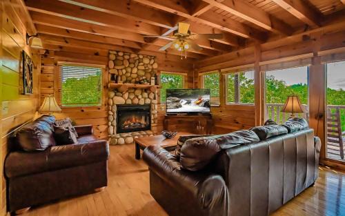 Gatlinburg - Pigeon Forge Villa | Angels Choice