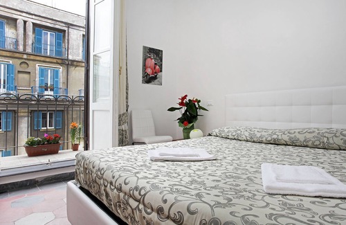 Salario House | ANGELS IN ROME