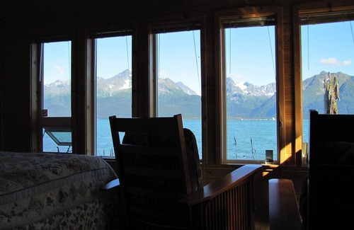 Lowell Point Cabin | Angels Rest on Resurrection Bay LLC