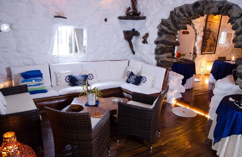 Bahia de la Academia Hotel | Angermeyer Waterfront Inn