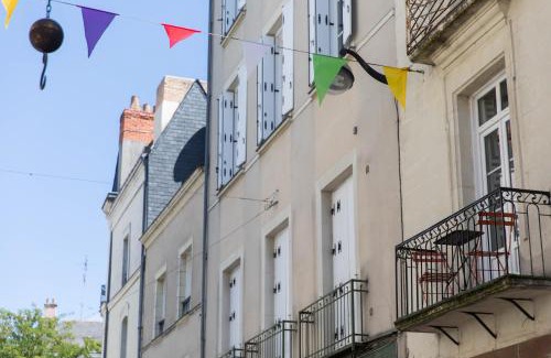 Downtown Angers Apartment | Angers Hyper Centre - Rue St Laud, 2min Ralliement