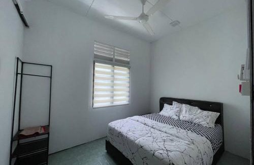 Batu Dua Puluh Tiga House | Anggerik Homestay suasana kampung