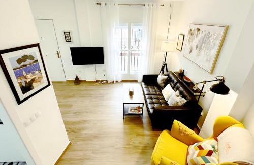 Historic Center of Estepona Ski Chalet | Angies nest Estepona by Lica