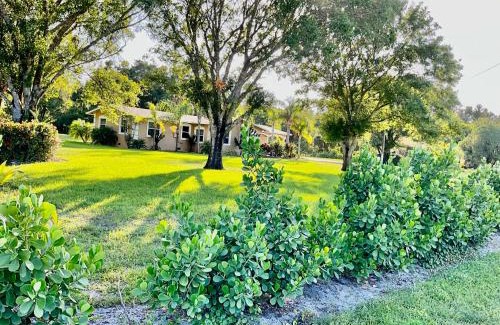 Fort Pierce House | Angle Road “A home away from home”