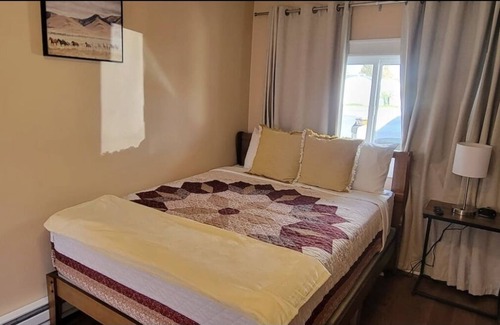 Dillon Apartment | Angler Village #09 Studio w/QN bed & kitchenette