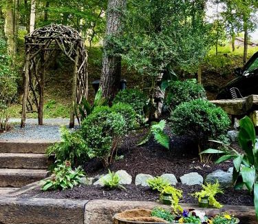 Boone House | Anglers Cottage