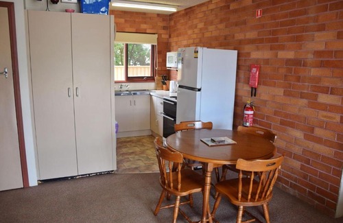 South West Rocks Apartment | Anglers Lodge 4 - bring your own linen