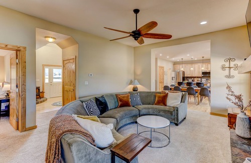 Durango House | Animas River House - 22 acres of Riverfront with Amazing Views-20 mins to skiing