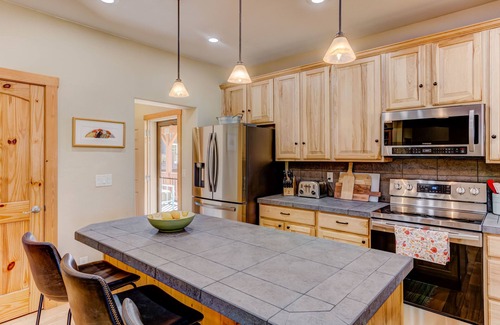 Durango House | Animas River House - 22 acres of Riverfront with Amazing Views-20 mins to skiing