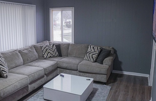 Akron House | Anita’s House