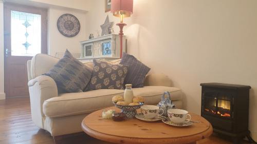 Wells Apartment | Anjou Bijou