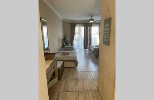 Margate Beach Apartment | Anju@Beach