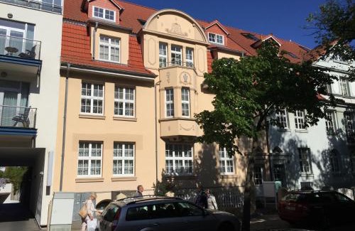 Warnemuende Apartment | Ankerplatz Warnemünde - Direkte Strandnähe mit Leuchtturmblick