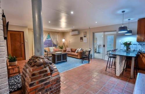 Bloemfontein House | Anna Africa Guest House