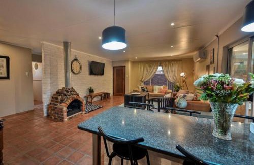 Bloemfontein House | Anna Africa Guest House