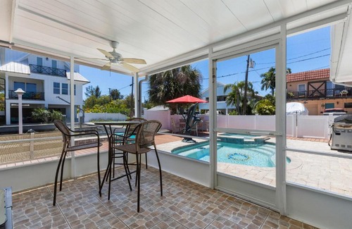 Bradenton Beach House | Anna Maria Island - Waterfront Escape