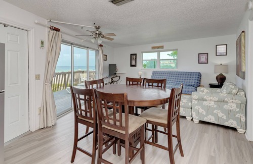 Bradenton Beach House | Anna Maria Island Beach Happy-direct Beach Front