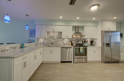 Bradenton Beach Condo | Anna Maria Island Retreat