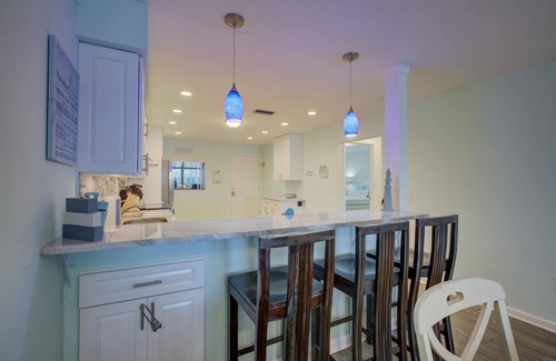 Bradenton Beach Condo | Anna Maria Island Retreat