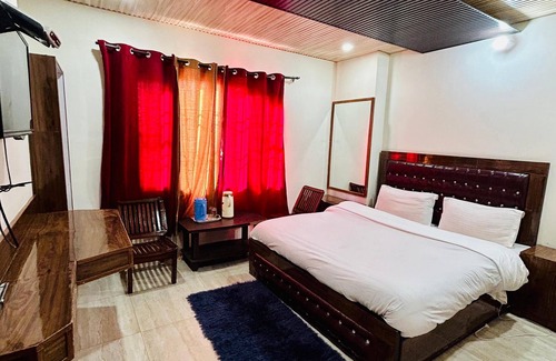 Shimla Hotel | Annadale View