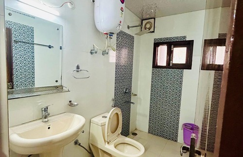 Shimla Hotel | Annadale View
