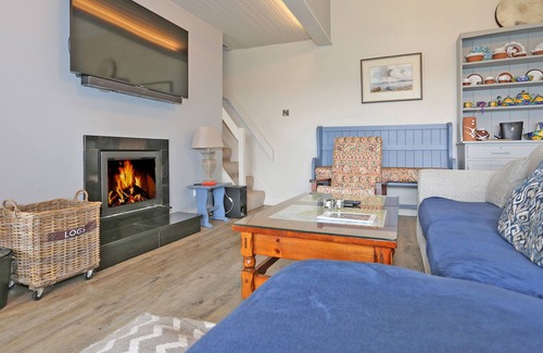 Ballinrobe Cottage | ANNAGH, family friendly, with open fire in Ballinrobe, County Mayo