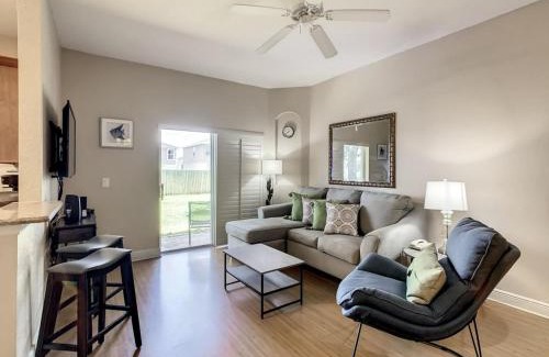 Regal Palms Apartment | Anna’s Regal Townhome: Comfort & Style Await