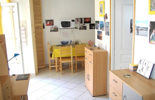Cran-Gevrier Apartment | ANNECY Close to Center - Pleasant Studio On Shaded Garden and Garage
