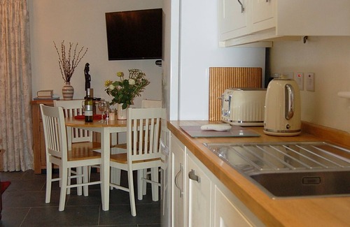 Talybont House | Anneddle Cottage in Talybont, near Barmouth