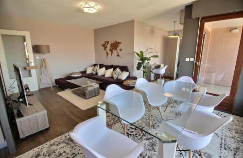Annemasse Apartment | ANNEMASSE - VICTORIA Centre ville, Grand T2 avec Terrasse