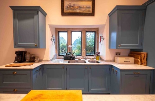 Scunthorpe Other | Annex Suite: Sleeps 2