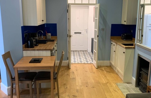 Hadleigh House | Annexe in beautiful Suffolk countryside sleeps up to 4
