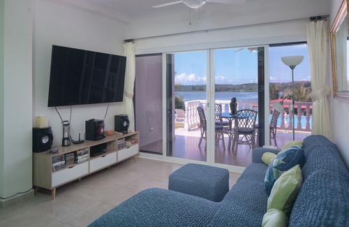 Boca Chica Apartment | ANNSRENTAL Luxury Beachfront - Stunning Views - Private Pool - Steps