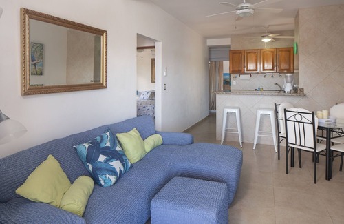 Boca Chica Apartment | ANNSRENTAL Luxury Beachfront - Stunning Views - Private Pool - Steps