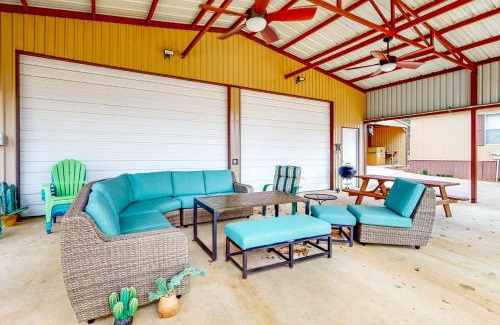 Kingston House | Answered Prayers & Bunk House