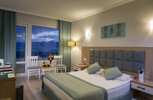 Eski Lara Hotel | Antalya Adonis Hotel