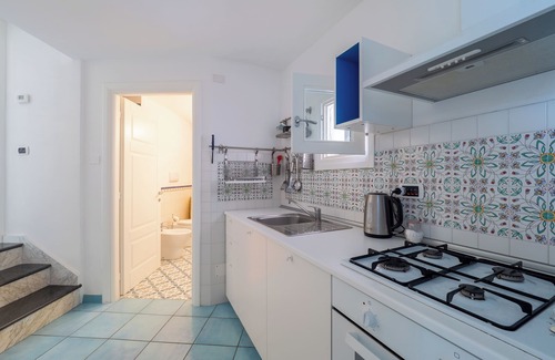 Meta House | Antica Residenza la Vela