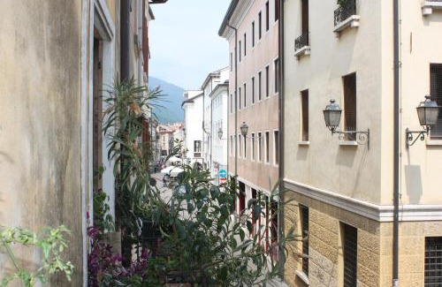 Bassano del Grappa Apartment | Antiche Mura - Bassano Dieda