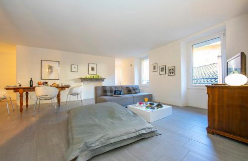 Ponte Tresa Apartment | Antico Municipio - Happy Rentals
