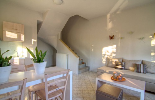 Archea Eleftherna Villa | Antigoni Villa, a back-to-nature sanctuary in the historic Eleutherna Village!