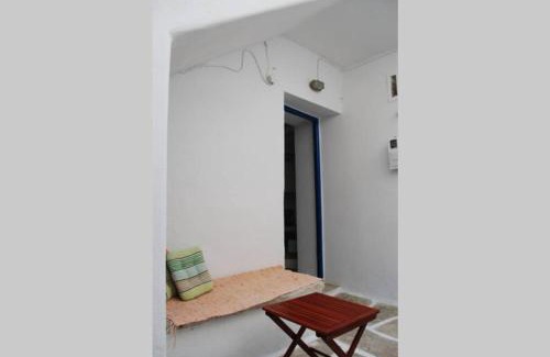 Lefkes Apartment | Antigonis traditional house in lefkes village