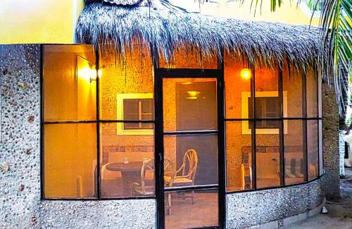 El Cuyo Cabin | Antigua Lodge, 70 m from sandy beach
