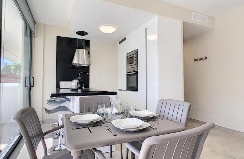 Mar de Cristal Apartment | Antilia Terraces Apartment - 1809