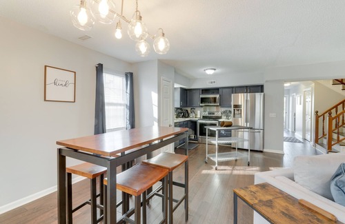 Antioch House | Antioch Townhome < 14 Mi to Downtown Nashville!