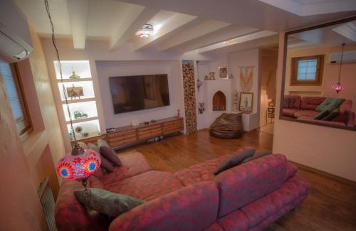 Macka Apartment | Antique Masterpiece Duplex in Beşiktaş