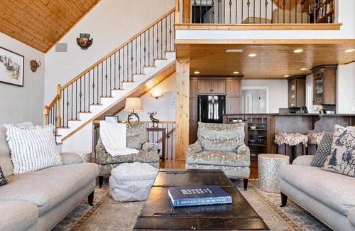 Pedlars Edge Condo | Antlers Aweigh with Wintergreen Advantage