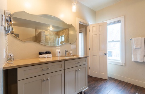 Durango Bed & Breakfast | Antlers on the Creek Bed & Breakfast